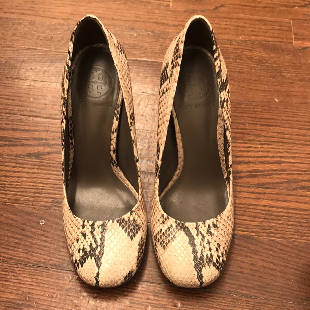 Tory Burch Python Print Mirabel Pump Size 5 - image 4